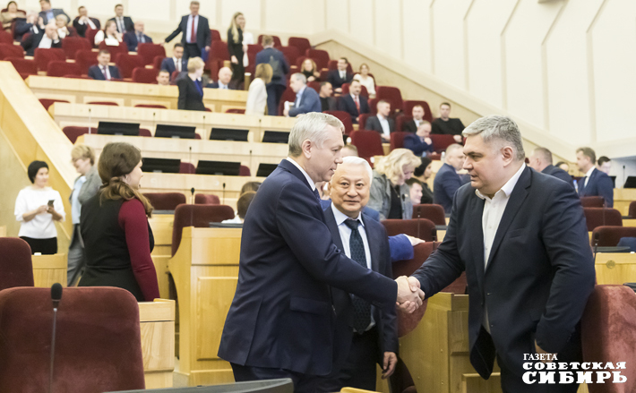 Сессия показала итог конструктивного диалога депутатского корпуса и правительства. Фото: Андрей Заржецкий 