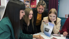 Школьные газеты — это увлекательная история, авторы которой учатся сами и учат своих читателей любить родной край, а не просто «точат перья». Фото предоставлено Валентиной Белобородовой