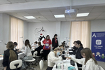 Участницы чемпионата «Абилимпикс-2026» в компетенции «ногтевой сервис» показали себя настоящими профессионалами. Фото: Элина Пушмина