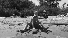 В Новосибирске нынче планируется открыть пять муниципальных пляжей — в парках «У моря Обского» и «Бугринская роща», а также платный — в парке «Звезда».Определен и перечень из 53 водоемов, где купание будет запрещено. Напомним, в число таких зон попадает и котлован на Юго-Западном жилмассиве. Фото: Аркадий Уваров/ архив ИД «Советская Сибирь»