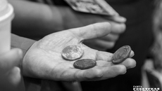 За такую инновацинную валюту на «Технопроме» можно было приобрести, например, пирожное. Фото: Андрей Заржецкий 